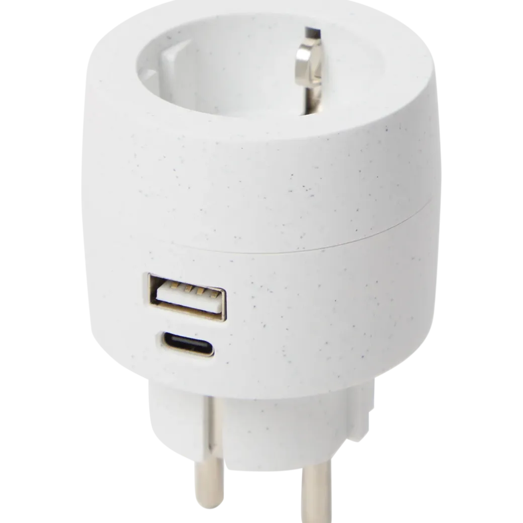 Pro-max stekkeradapter met USB-A en USB-C | Action NL